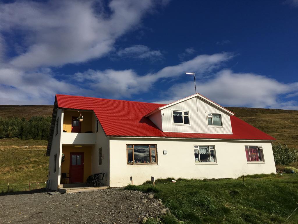 Öndólfsstaðir Farm B&B Laugar  Exterior foto